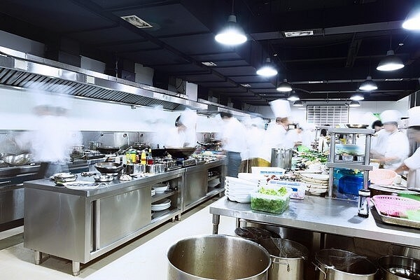 Shadow kitchen / Ghost kitchen - nowy trend w gastronomii czy chwilowa fascynacja?